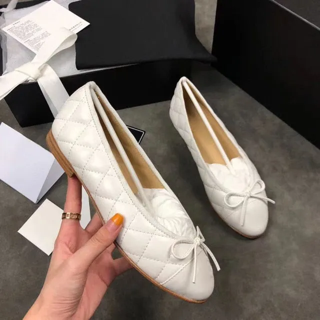 xiangtuibao   New Breathable Flats Luxury Designer Leather Shoes Big size women's shoes 35-42 Elegant Comfortable Lady Work Party Shoes