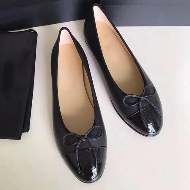 xiangtuibao   New Breathable Flats Luxury Designer Leather Shoes Big size women's shoes 35-42 Elegant Comfortable Lady Work Party Shoes